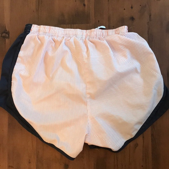 Nike Tempo Running Shorts - Picture 2 of 2